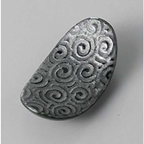 箸置 うず唐草黒箸置 [5.1 x 2.8 x 1.7cm] | 箸置き 箸置 はしおき 箸 カトラリー 食器 業務用 飲食店 カフェ うつわ 器 おしゃれ かわいい お洒落 ギフト プレゼント 引き出物 内祝い 結婚祝い 誕生日 贈り物 贈答品