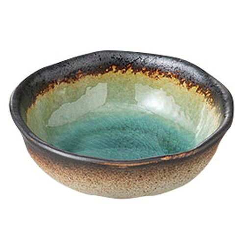 [商品名]　新海小鉢[素材]　陶磁器[寸法]　12.5 x 4.5cm 225g[産地]日本お店からご自宅まで、季節を問わず、様々なシーンでご利用いただける商品です。また、引き出物や開店祝いなどの贈り物としてもお選びいただけます。[ 12.5 x 4.5cm 225g ] 陶磁器 日本製一部の商品はメーカーよりお取り寄せとなりますので、納期が前後することがございます。あらかじめご了承ください。商品によっては手造りのため、写真と色・かたちが若干異なることがございます。われものですので丁重に梱包させていただいておりますが、ご質問などございましたらお気軽にお問い合わせください。ご注文に関する注意事項は 【こちら】ご購入前にご確認ください。