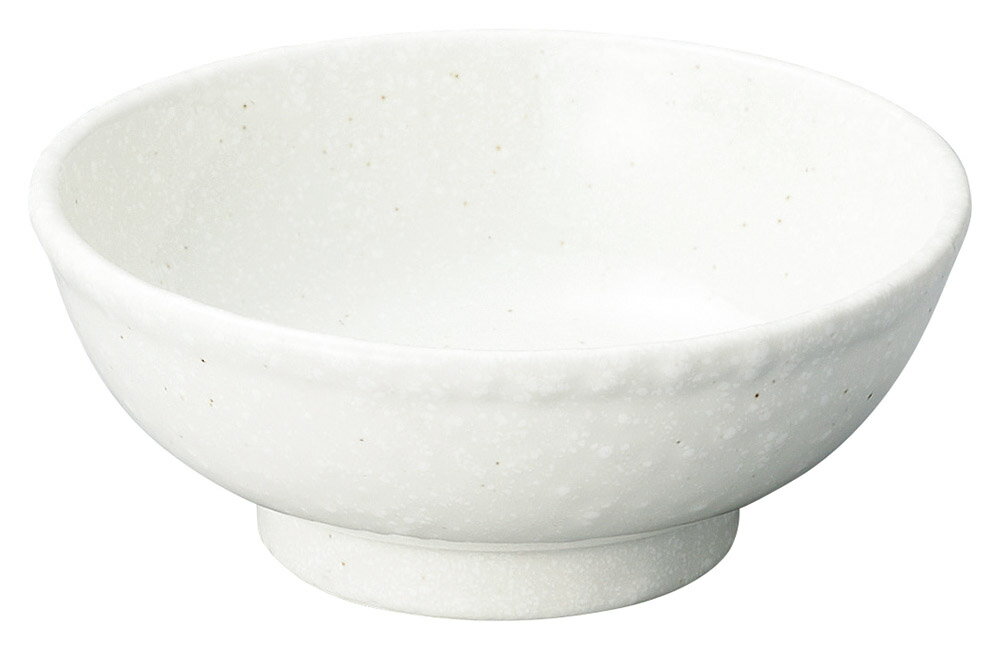 [商品名]白粉引　玉4．5丼[素材][寸法]13.8×5.6cm結婚式のお返し、母の日のプレゼント、退職祝いなど、さまざまな場面でご利用いただけます。陶器の専門問屋が厳選した、プレゼントやギフトにピッタリな逸品です。[13.8×5.6cm] シンプルでモダンな粉引の存在感のある食器でございます。こちらを使用して料理をお客様に提供すれば、より一層料理が美味しく見えること間違いないでしょう。中華料理を専門とする飲食店などで、季節を問わず様々なシーンでご利用いただける商品でございます。また、弊社サイトでは他にも様々な商品を数多く取り揃えておりますので、お好みや用途、御予算に合わせてお選び下さいませ。一部の商品はメーカーよりお取り寄せとなりますので、納期が前後することがございます。あらかじめご了承ください。商品によっては手造りのため、写真と色・かたちが若干異なることがございます。われものですので丁重に梱包させていただいておりますが、ご質問などございましたらお気軽にお問い合わせください。ご注文に関する注意事項は 【こちら】ご購入前にご確認ください。