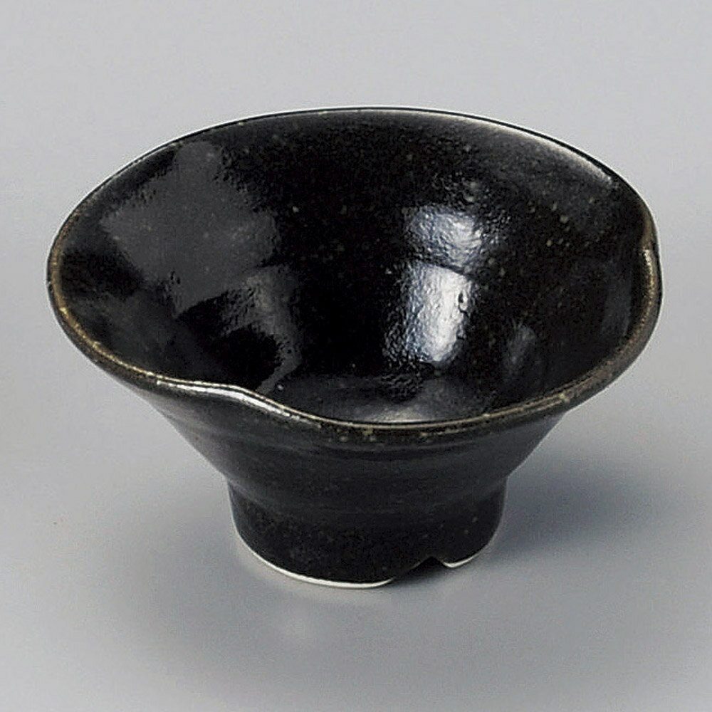 小附 黒釉三ツ押小付 [ 9 x 4.7cm ] | 和食器 鉢 小鉢 ボウル 料亭 ホテル 食器 業務用 飲食店 カフェ うつわ 器 おしゃれ かわいい ギフト プレゼント 内祝い 誕生日 贈り物 贈答品 おすすめ