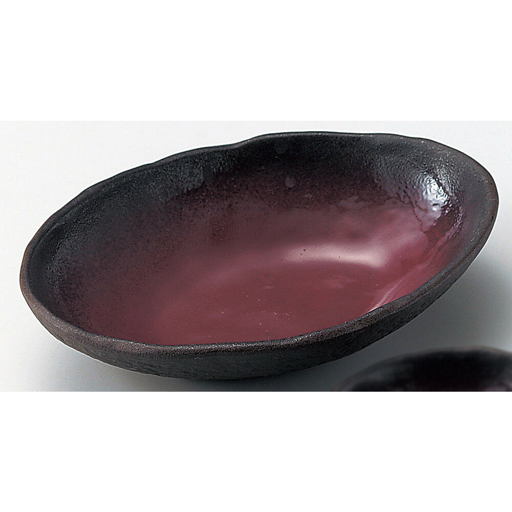 [商品名]　ぬくもり小判型5.0鉢[素材]　磁器[寸法]　16.2 x 12.8 x 3.6cmお店からご自宅まで、季節を問わず、様々なシーンでご利用いただける商品です。[ 16.2 x 12.8 x 3.6cm ] 磁器 日本製 一部の商品はメーカーよりお取り寄せとなりますので、納期が前後することがございます。あらかじめご了承ください。商品によっては手造りのため、写真と色・かたちが若干異なることがございます。われものですので丁重に梱包させていただいておりますが、ご質問などございましたらお気軽にお問い合わせください。ご注文に関する注意事項は 【こちら】ご購入前にご確認ください。