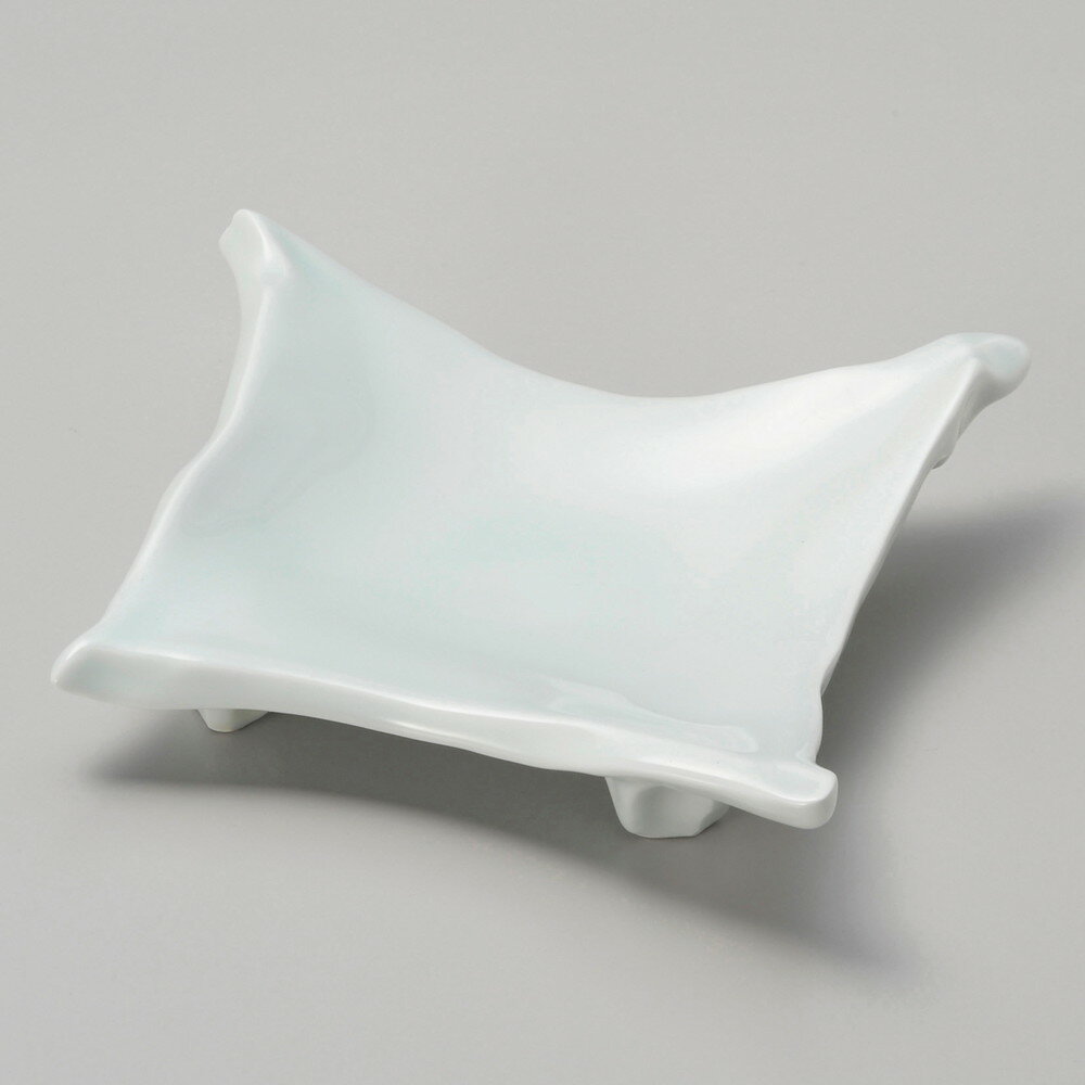 ☆ 向付 ☆ 青白磁ちぎり向付 [ 19.7 x 18.2 x 4.5cm ] | 和食器 鉢 小鉢 ボウル 浅鉢 料亭 ホテル 食器 業務用 飲食店 カフェ うつわ 器 おしゃれ かわいい ギフト プレゼント 内祝い 誕生日 贈り物 贈答品 おすすめ