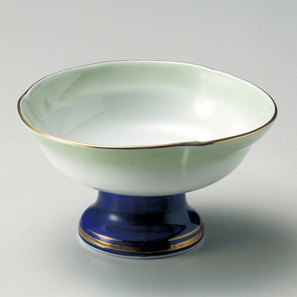 [商品名]　ヒワ吹ルリ浜高台小鉢[素材]　強化磁器[寸法]　φ12.2 x 7.2cmお店からご自宅まで、季節を問わず、様々なシーンでご利用いただける商品です。[ φ12.2 x 7.2cm ] 強化磁器 日本製 一部の商品はメーカーよりお取り寄せとなりますので、納期が前後することがございます。あらかじめご了承ください。商品によっては手造りのため、写真と色・かたちが若干異なることがございます。われものですので丁重に梱包させていただいておりますが、ご質問などございましたらお気軽にお問い合わせください。ご注文に関する注意事項は 【こちら】ご購入前にご確認ください。