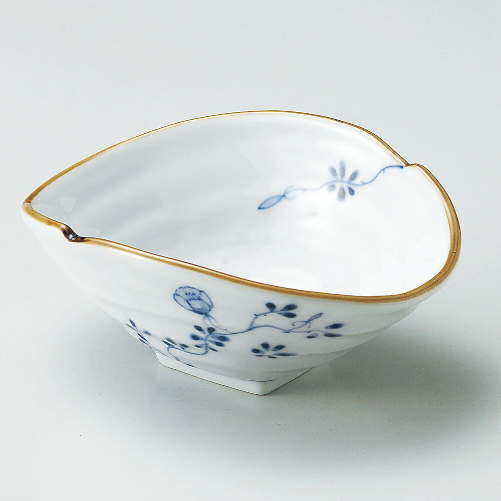 Small Bowls - ☆ 中鉢 ☆ 染付花絵楕円小鉢 [ 15.2 x 11.2 x 6.3cm ] | 中鉢 盛鉢 取り鉢 ボウル 中 おすすめ 人気 食器 業務用 飲食店 カフェ うつわ 器 おしゃれ かわいい お洒落 ギフト プレゼント 引き出物 内祝い 結婚祝い 誕生日 贈り物 贈答品