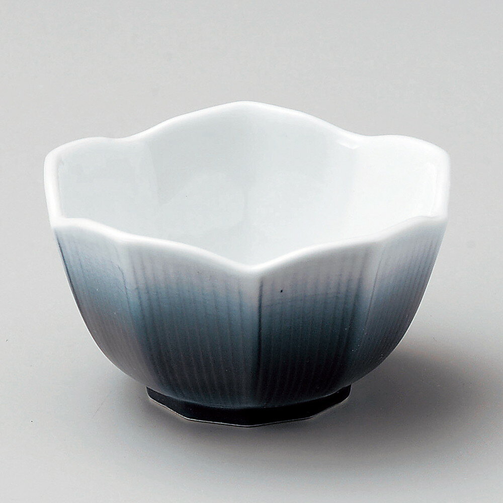 ☆ 小鉢 ☆ 藍彩桔梗型小鉢(小) [ φ8.3 x 5cm ] | 小鉢 小 小さい 鉢 ボウル 万能 人気 おすすめ 食器 業務用 飲食店 カフェ うつわ 器 おしゃれ かわいい ギフト プレゼント内祝い 結婚祝い 誕生日 贈り物 贈答品