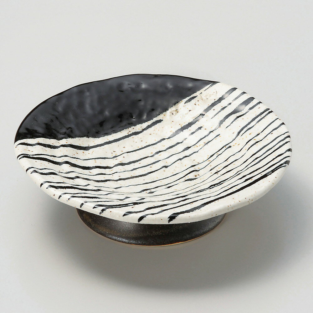 樂天商城 - ☆ 向付 ☆ 湯の花ゼブラ高台5.0皿 [ φ16.5 x 5cm ] | 和食器 鉢 小鉢 ボウル 浅鉢 料亭 ホテル 食器 業務用 飲食店 カフェ うつわ 器 おしゃれ かわいい ギフト プレゼント 内祝い 誕生日 贈り物 贈答品 おすすめ