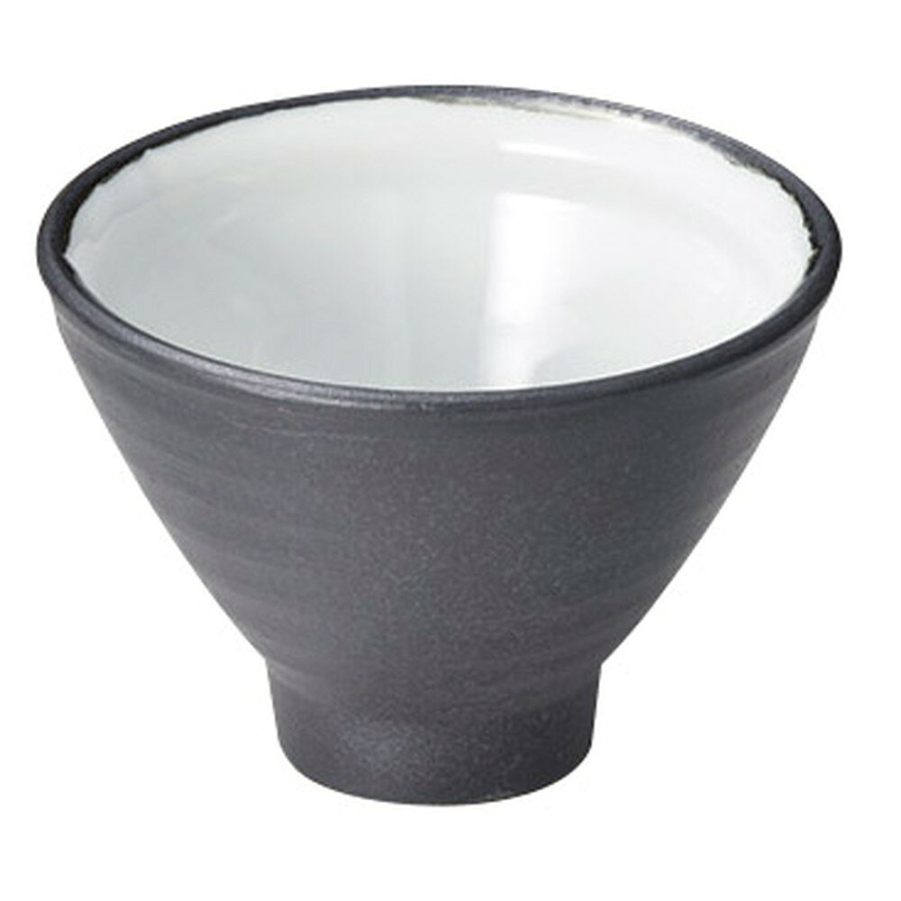 [商品名]　信楽黒釉切立深口4.0鉢[素材]　磁器[寸法]　φ11.2 x 8cm[産地]　日本商品によっては手造りのため、写真と色・かたちが若干異なることがございます。一般に陶磁器のサイズ・容量・色は、生産工程・焼成温度の変化・生産型の摩耗等によって多少の変化が生じるため、サイズや容量に関して多少の差が生じる場合もありますのでご了承いただきますようお願いいたします。釉薬の性質上、釉薬の濃淡・釉薬だれが生じる場合がございます。[ φ11.2 x 8cm ] 磁器 日本製一部の商品はメーカーよりお取り寄せとなりますので、納期が前後することがございます。あらかじめご了承ください。商品によっては手造りのため、写真と色・かたちが若干異なることがございます。われものですので丁重に梱包させていただいておりますが、ご質問などございましたらお気軽にお問い合わせください。ご注文に関する注意事項は 【こちら】ご購入前にご確認ください。