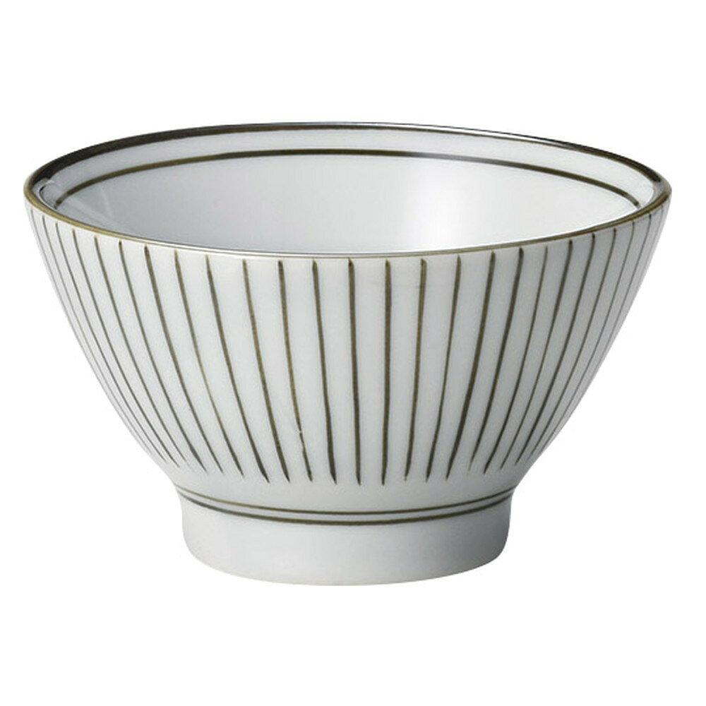 [商品名]　錆細十草 高台茶碗[素材]　磁器[寸法]　φ11.5 x 6.7cm[産地]　日本商品によっては手造りのため、写真と色・かたちが若干異なることがございます。一般に陶磁器のサイズ・容量・色は、生産工程・焼成温度の変化・生産型の摩耗等によって多少の変化が生じるため、サイズや容量に関して多少の差が生じる場合もありますのでご了承いただきますようお願いいたします。釉薬の性質上、釉薬の濃淡・釉薬だれが生じる場合がございます。[ φ11.5 x 6.7cm ] 磁器 日本製一部の商品はメーカーよりお取り寄せとなりますので、納期が前後することがございます。あらかじめご了承ください。商品によっては手造りのため、写真と色・かたちが若干異なることがございます。われものですので丁重に梱包させていただいておりますが、ご質問などございましたらお気軽にお問い合わせください。ご注文に関する注意事項は 【こちら】ご購入前にご確認ください。