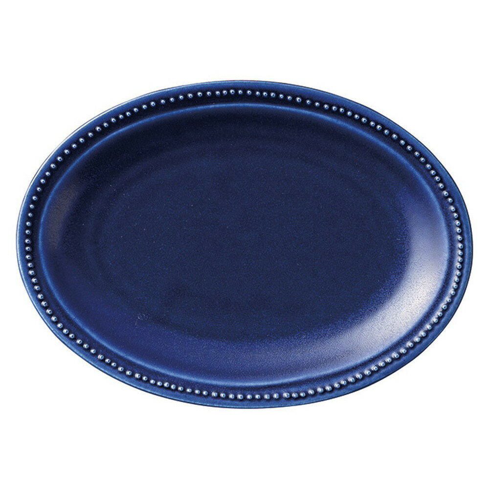 [商品名]　ネイビーリムドット21オーバル[素材]　磁器[寸法]　21.5 x 15.5 x 2.2cm[産地]　日本商品によっては手造りのため、写真と色・かたちが若干異なることがございます。一般に陶磁器のサイズ・容量・色は、生産工程・焼成温度の変化・生産型の摩耗等によって多少の変化が生じるため、サイズや容量に関して多少の差が生じる場合もありますのでご了承いただきますようお願いいたします。釉薬の性質上、釉薬の濃淡・釉薬だれが生じる場合がございます。[ 21.5 x 15.5 x 2.2cm ] 磁器 日本製 商品によっては手造りのため、写真と色・かたちが若干異なることがございます。一部の商品はメーカーよりお取り寄せとなりますので、納期が前後することがございます。あらかじめご了承ください。われものですので丁重に梱包させていただいておりますが、ご質問などございましたらお気軽にお問い合わせください。ご注文に関する注意事項は 【こちら】ご購入前にご確認ください。