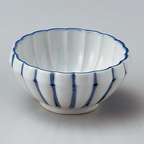 Low Bowls - ☆ 小付 ☆ 菊型手描き十草珍味鉢 [ φ8.5 x 4cm ] | 和食器 鉢 小鉢 ボウル 料亭 ホテル 食器 業務用 飲食店 カフェ うつわ 器 おしゃれ かわいい ギフト プレゼント 内祝い 誕生日 贈り物 贈答品 おすすめ