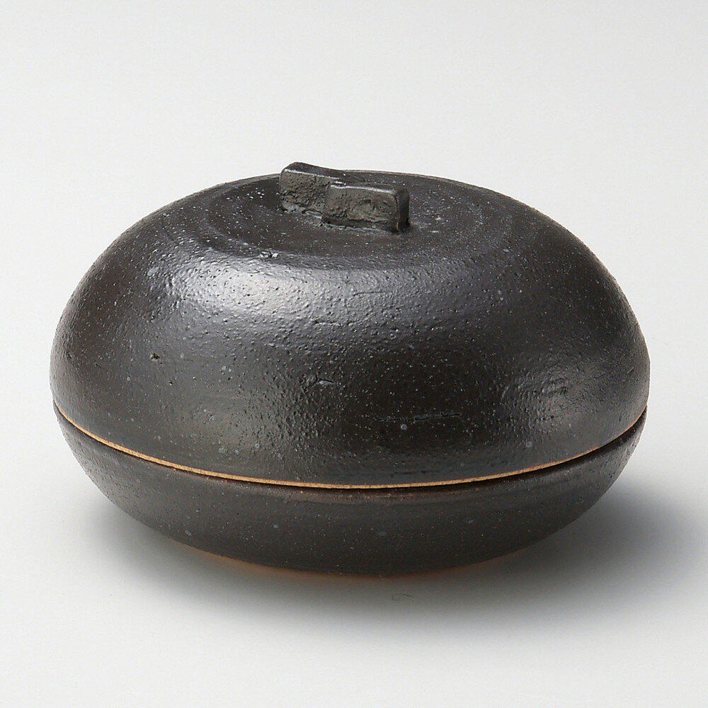 ☆ 蓋向 ☆ 黒オリベ 手造り丸フタ物 [ 12.5 x 7.5cm ] | 煮物 料亭 旅館 割烹 碗 人気 おすすめ 食器 業務用 飲食店 カフェ うつわ 器 おしゃれ かわいい ギフト プレゼント 引き出物 誕生日 贈り物 贈答品
