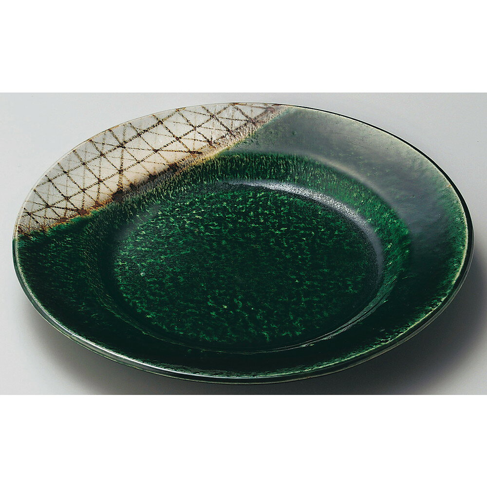 [商品名]　サビ織部格子8.0和皿[素材]　陶器[寸法]　φ24.8 x 3cmお店からご自宅まで、季節を問わず、様々なシーンでご利用いただける商品です。[ φ24.8 x 3cm ] 陶器 日本製 一部の商品はメーカーよりお取り寄せとなりますので、納期が前後することがございます。あらかじめご了承ください。商品によっては手造りのため、写真と色・かたちが若干異なることがございます。われものですので丁重に梱包させていただいておりますが、ご質問などございましたらお気軽にお問い合わせください。ご注文に関する注意事項は 【こちら】ご購入前にご確認ください。