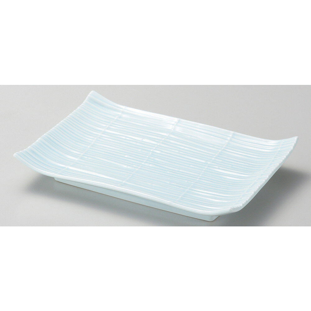 [商品名]　青磁スダレ 長角8.0皿[素材]　磁器[寸法]　20.4 x 14 x 3.1cmお店からご自宅まで、季節を問わず、様々なシーンでご利用いただける商品です。[ 20.4 x 14 x 3.1cm ] 磁器 日本製 一部の商品はメーカーよりお取り寄せとなりますので、納期が前後することがございます。あらかじめご了承ください。商品によっては手造りのため、写真と色・かたちが若干異なることがございます。われものですので丁重に梱包させていただいておりますが、ご質問などございましたらお気軽にお問い合わせください。ご注文に関する注意事項は 【こちら】ご購入前にご確認ください。