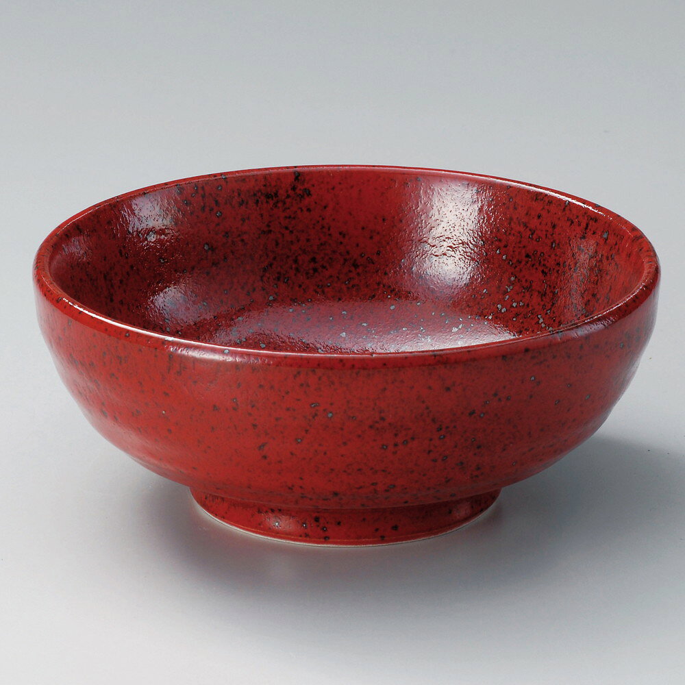 [商品名]　赤柚子天目6.5腰張丼[素材]　陶器[寸法]　[ φ20.5 x 8.3cm ]お店からご自宅まで、季節を問わず、様々なシーンでご利用いただける商品です。[ φ20.5 x 8.3cm ] 陶器 日本製 一部の商品はメーカーよりお取り寄せとなりますので、納期が前後することがございます。あらかじめご了承ください。商品によっては手造りのため、写真と色・かたちが若干異なることがございます。われものですので丁重に梱包させていただいておりますが、ご質問などございましたらお気軽にお問い合わせください。ご注文に関する注意事項は 【こちら】ご購入前にご確認ください。