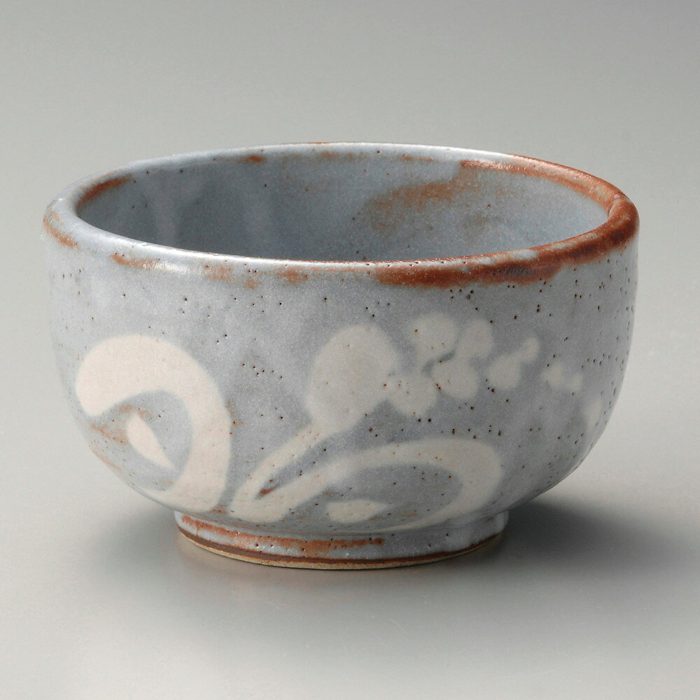 [商品名]　青鼡志野イナホ腰張5.0丼[素材]　陶器[寸法]　[ φ15.8 x 9.2cm ]お店からご自宅まで、季節を問わず、様々なシーンでご利用いただける商品です。[ φ15.8 x 9.2cm ] 陶器 日本製 一部の商品はメーカーよりお取り寄せとなりますので、納期が前後することがございます。あらかじめご了承ください。商品によっては手造りのため、写真と色・かたちが若干異なることがございます。われものですので丁重に梱包させていただいておりますが、ご質問などございましたらお気軽にお問い合わせください。ご注文に関する注意事項は 【こちら】ご購入前にご確認ください。