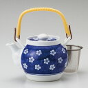 [商品名]　濃梅8号土瓶(茶こし付)[素材]　磁器[寸法]　[ 1380cc ]お店からご自宅まで、季節を問わず、様々なシーンでご利用いただける商品です。[ 1380cc ] 磁器 中国製 一部の商品はメーカーよりお取り寄せとなりますので、納期が前後することがございます。あらかじめご了承ください。商品によっては手造りのため、写真と色・かたちが若干異なることがございます。われものですので丁重に梱包させていただいておりますが、ご質問などございましたらお気軽にお問い合わせください。ご注文に関する注意事項は 【こちら】ご購入前にご確認ください。