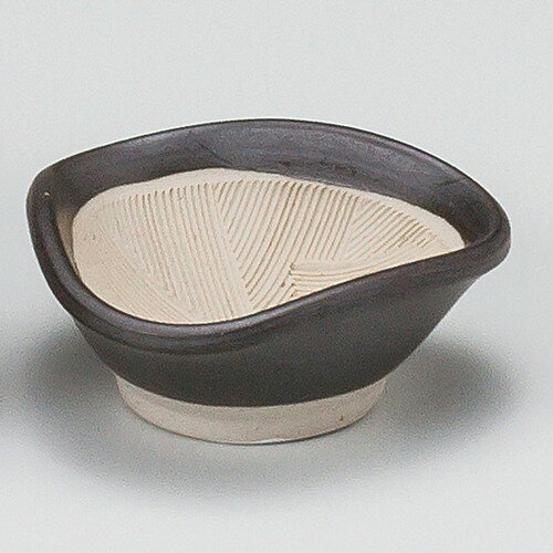 ☆ すり鉢 ☆ 黒マット三角2.5スリ鉢 [ φ7.5 x 3.2cm ] 【 料亭 旅館 和食器 飲食店 業務用 】