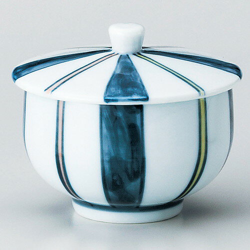 [商品名]　色十草蓋付煎茶[素材]　磁器[寸法]　[ φ8 x 7cm 175cc ]お店からご自宅まで、季節を問わず、様々なシーンでご利用いただける商品です。[ φ8 x 7cm 175cc ] 磁器 日本製 一部の商品はメーカーよりお取...