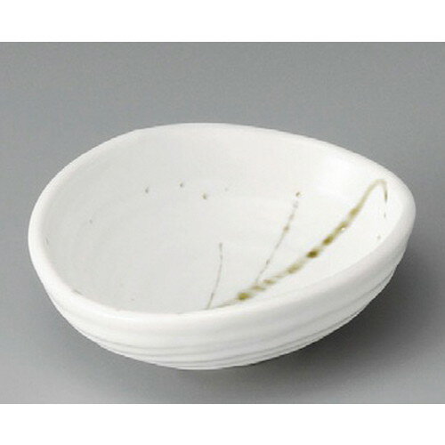 Small Bowls - ☆ 小鉢 ☆ 白乱刷毛うず取鉢 [ 145 x 120 x 50mm ] | 小鉢 小 小さい 鉢 ボウル 万能 人気 おすすめ 食器 業務用 飲食店 カフェ うつわ 器 おしゃれ かわいい ギフト プレゼント内祝い 結婚祝い 誕生日 贈り物 贈答品