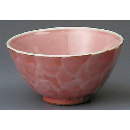 [商品名]　桜刷毛大平[素材]　陶磁器[寸法]　[ 120 x 63mm ] お店からご自宅まで、季節を問わず、様々なシーンでご利用いただける商品です。[ 120 x 63mm ]メーカーからの取り寄せ商品の為、納期まで1週間前後かかります。あらかじめご了承ください。商品によっては手造りのため、写真と色・かたちが若干異なることがございます。われものですので丁重に梱包させていただいておりますが、ご質問などございましたらお気軽にお問い合わせください。ご注文に関する注意事項は 【こちら】ご購入前にご確認ください。 &nbsp;&nbsp;&nbsp; 紺千筋飯碗中 [113 x 66mm] 彩青大平 [123 x 63mm] 彩赤中平 [115 x 58mm] &nbsp;&nbsp;&nbsp; 桜草中平ピンク [118 x 58mm] 桜草大平青 [127 x 62mm] 桜刷毛中平 [112 x 57mm]