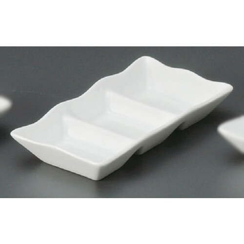 ☆ 仕切小皿 ☆ 3切薬味皿 [ 150 x 77 x 25mm ] | 仕切り皿 しきり皿 ビュッフェ 仕切り 人気 おすすめ 食器 洋食器 業務用 飲食店 カフェ うつわ 器 おしゃれ かわいい ギフト プレゼント 引き出物 誕生日 贈り物 贈答品