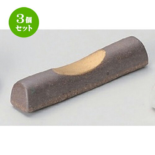 [商品名]　南蛮木型 (金) 箸置[素材]　陶磁器[寸法]　[ 6.7cm 26g ]お店からご自宅まで、季節を問わず、様々なシーンでご利用いただける商品です。1個あたりの寸法 [ 6.7cm 26g ] 一部の商品はメーカーよりお取り寄せとなりますので、納期が前後することがございます。あらかじめご了承ください。商品によっては手造りのため、写真と色・かたちが若干異なることがございます。われものですので丁重に梱包させていただいておりますが、ご質問などございましたらお気軽にお問い合わせください。ご注文に関する注意事項は 【こちら】ご購入前にご確認ください。 ご注文に関する注意事項は 【こちら】ご購入前にご確認ください。 &nbsp;&nbsp;&nbsp; お殿様箸置(紫)[6.2]鉄砂三ツ置浅口灰皿[12×3.8]雪嶺石目削りフリーカップ[8.7×11(315)] &nbsp;&nbsp;&nbsp; 粉引赤絵唐草フリーカップ[8.6×11.8(330)]十草土物切板箸置[6.1×1.7]粉引フリーカップ[8.5×11.7(340)]