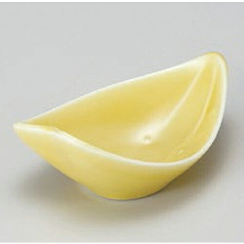 花びら小付イエロー [ 9.5 x 6 x 3.5cm 59g ] | 珍味 小付け 小鉢 小皿 お漬物 薬味入れ おすすめ 人気 食器 業務用 飲食店 カフェ うつわ 器 おしゃれ かわいい お洒落 可愛い ギフト プレゼント 引き出物 内祝い 結婚祝い 誕生日 贈り物 贈答品