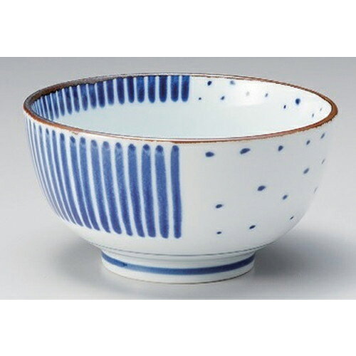 [商品名]　点十草4.0京丼[素材]　陶磁器[寸法]　[ 13 x 8cm 326g ]お店からご自宅まで、季節を問わず、様々なシーンでご利用いただける商品です。[ 13 x 8cm 326g ] 一部の商品はメーカーよりお取り寄せとなりますので、納期が前後することがございます。あらかじめご了承ください。商品によっては手造りのため、写真と色・かたちが若干異なることがございます。われものですので丁重に梱包させていただいておりますが、ご質問などございましたらお気軽にお問い合わせください。ご注文に関する注意事項は 【こちら】ご購入前にご確認ください。 &nbsp;&nbsp;&nbsp; 刷毛巻黒かきこみ大丼[15.7×8.9]刷毛巻黒かきこみ並丼[14.8×8.8]点十草5.0京丼[15.5×8] &nbsp;&nbsp;&nbsp; 糸つむぎ(織)Lボール[16.6×8.9]たこ唐草4.0京丼[13×8]たこ唐草5.0京丼[15.5×8]