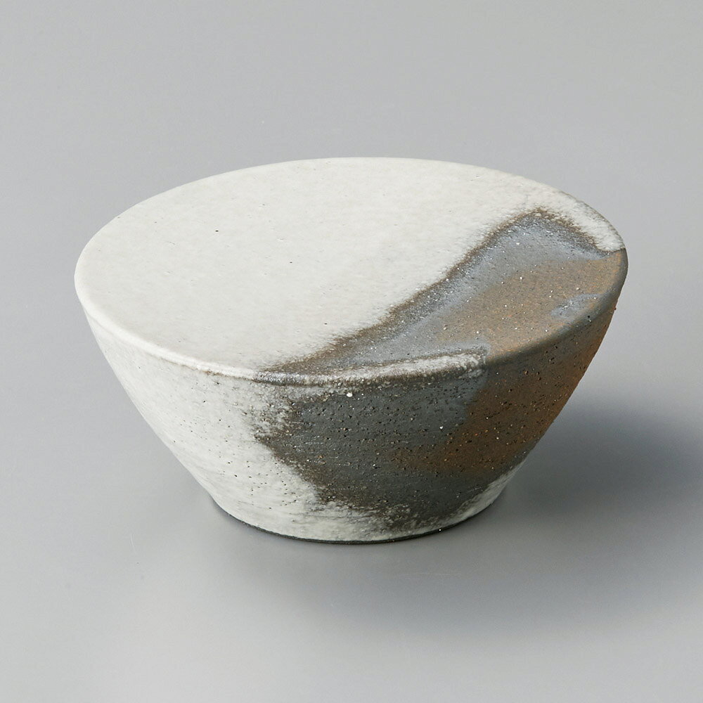 灰釉粉引高台皿