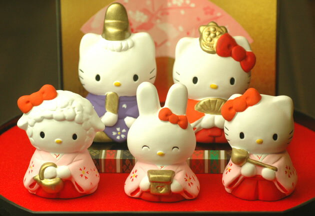 雛飾り セット ハローキティ HELLO KITTY キティ キティちゃん 立雛 出産祝い 陶器 桃の節句 雛祭 内祝 誕生日 お祝 お雛様 お雛さま おひな様 ひな祭り