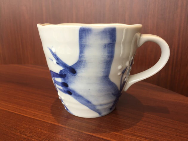秋山作 瀬戸染付 梅の花 コーヒーカップ