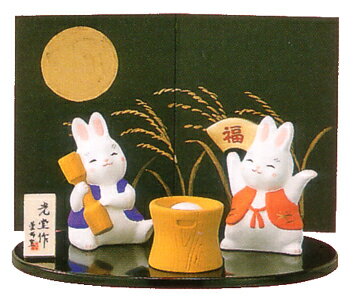 【うさぎ、陶器】錦彩餅つきうさぎ、小