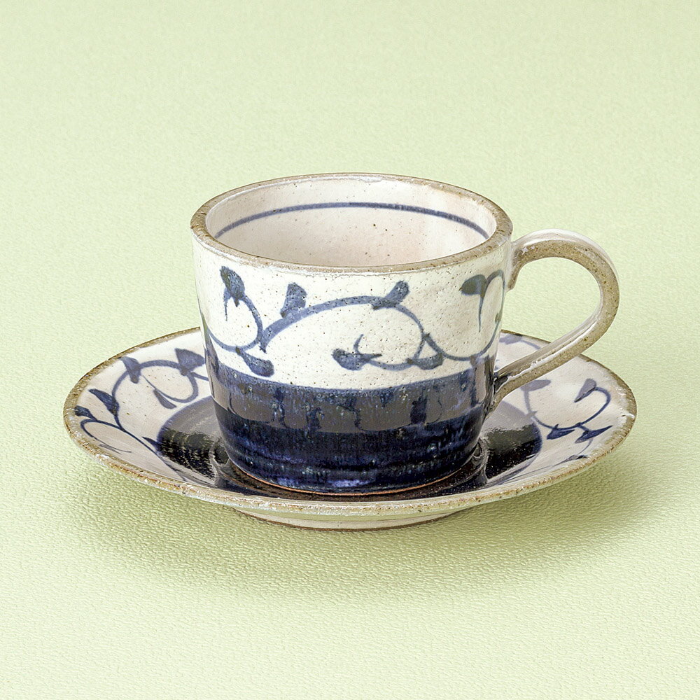 染付タコ唐草切立コーヒー碗皿