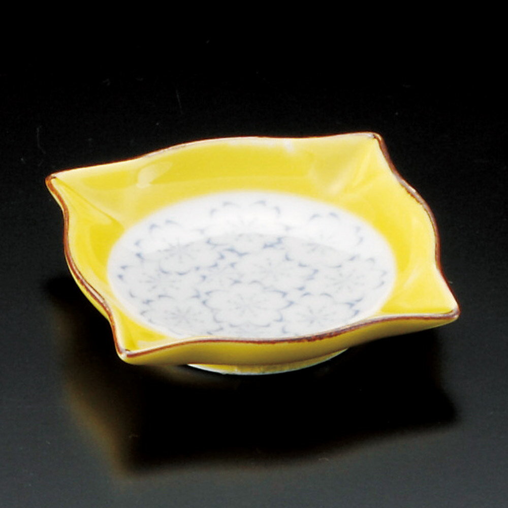黄さくら角小皿