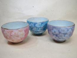 【ギフト/贈答品】【丹山窯】　粉引花畑たっぷり碗　ピンク/ブルー/紫＊ピンク/ブルー/紫のいずれかをお選び下さい。のサムネイル