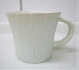 【ギフト/贈答品】【母の日　誕生日】【父の日】【山功窯】　ホエール一珍十草マグ　ヒスイ　1個