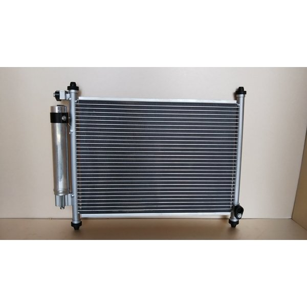 NV100 クリッパー 新品 コンデンサー DR64V DR64W 即納