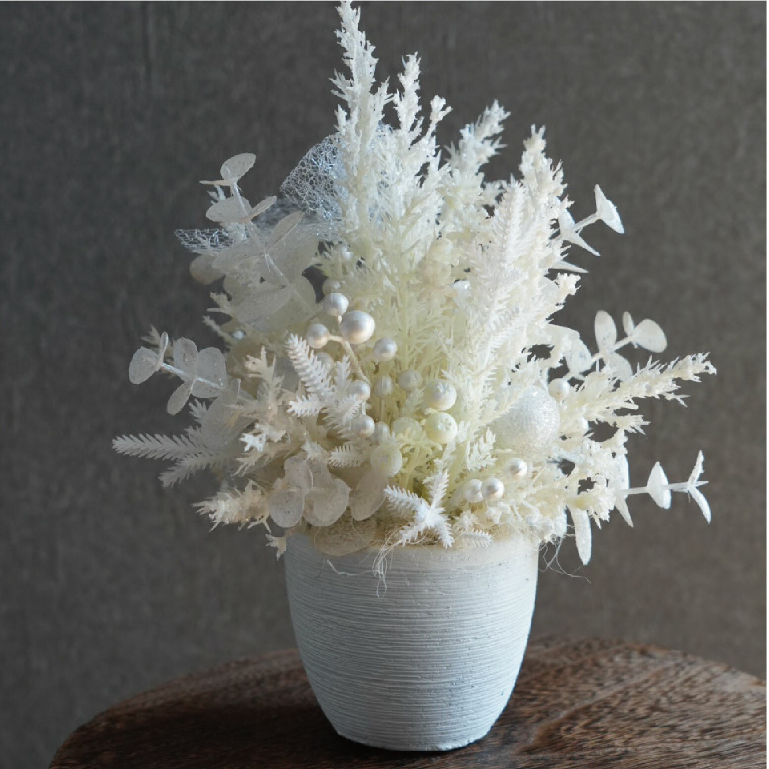 クリスマスツリー ツリー フラワーアレンジメント アーティフィシャルフラワー 造花 お祝い ギフト プレゼント ブーケ おしゃれ インテリア 母の日 誕生日 ミニサイズ 開店祝い 花材販売 卓上ツリー リース おしゃれ 母の日プレゼント バラ ミニツリー