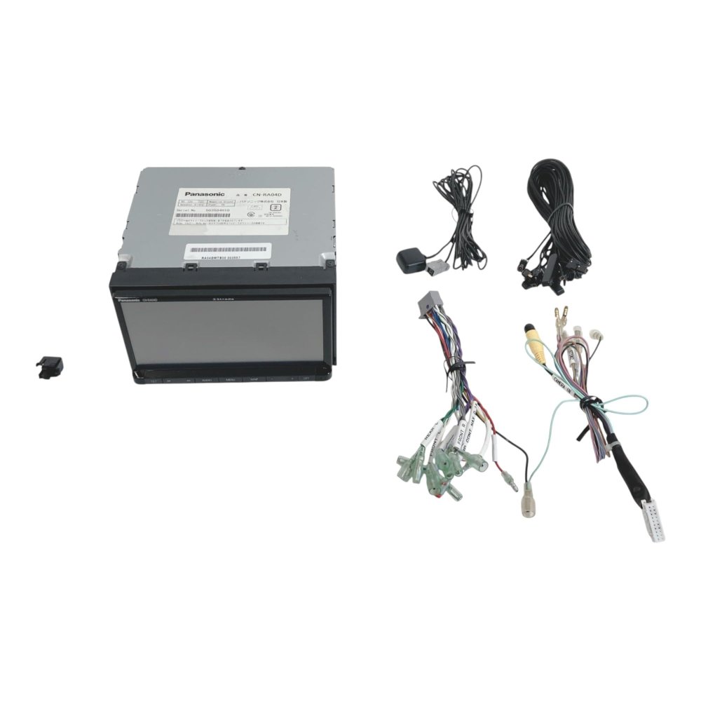 【中古】パナソニック(Panasonic) カーナビ ストラーダ CN-RA04D 無料地図更新 フルセグ/VICS WIDE/SD/CD/DVD/USB/Bluetooth 7V型 CN-RA04D