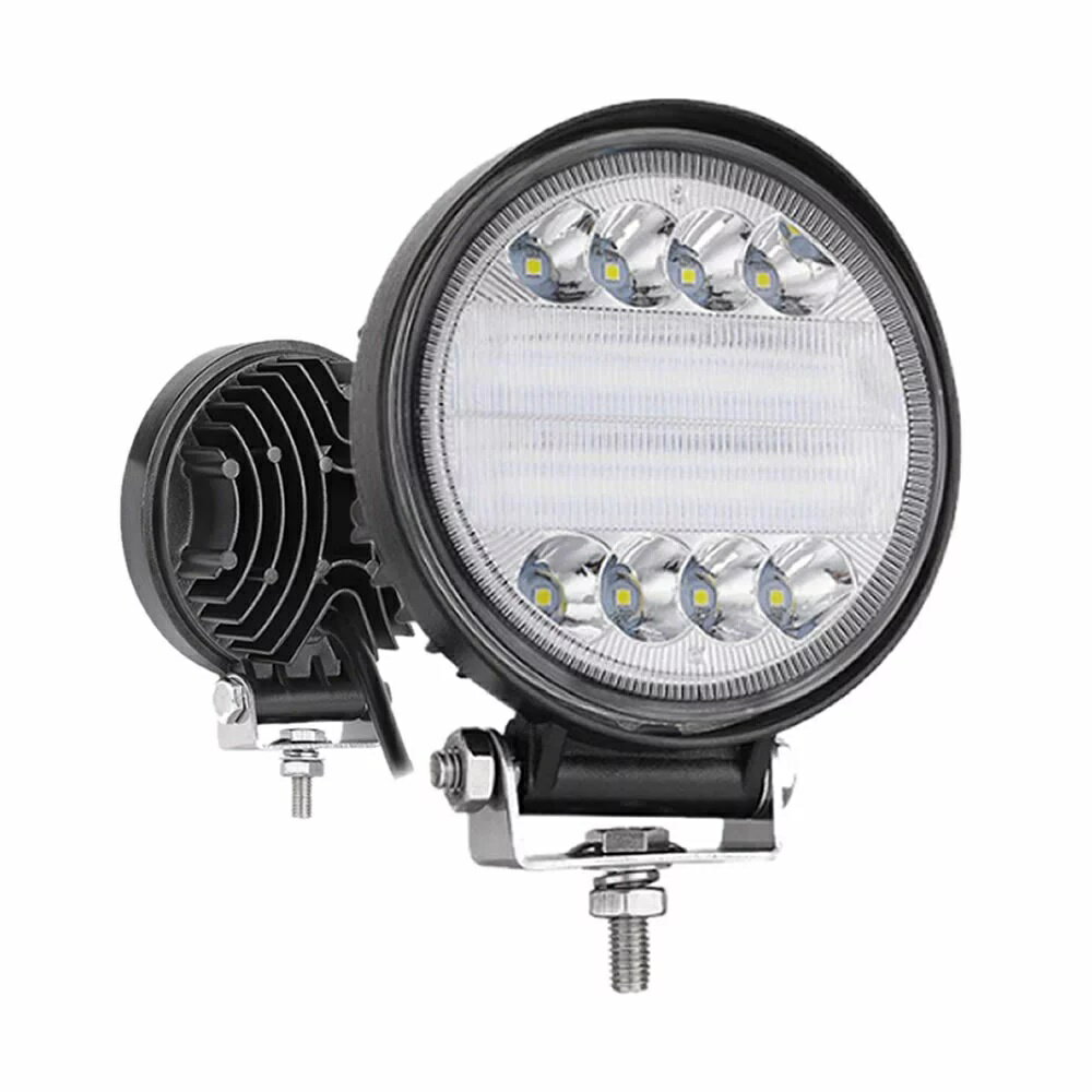 製品仕様：5インチラウンドLEDポッド 8個のCREE LED、144ワット 6000ルーメンホワイトビーム 6063アルミニウム合金ハウジング IP68防水定格、調整可能な取り付けブラケット スポット＆フラッドコンボビーム 各LED駆動ライトには、8個の30度スポットリフレクターと 16個の120度フラッドリフレクターが含まれ 膨大な量のライトカバーロードを提供します。 12-24v対応 詳細は画像をご参照くださいませ