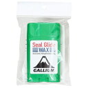 ■商品紹介 [GALLIUM SEAL GLIDE WAX 30g] ガリウムとフッ素を配合し、汚れや水をはじき、凍結防止効果を発揮するバックカントリースキー用の「シール」用ワックスです。 SW2218 GALLIUM SEAL GLIDE WAX（30g） ■ブランド紹介 [GALLIUM] 世界のトップスキーヤーから絶大な支持を得るGALLIUM WAX。 1988年に世界初となるガリウムを配合した「GALLIUM WAX」を誕生。 第一号の「リップスティックタイプ」を皮切りに、「パワーメタル」などガリウム含有のワックスを次々と製造・販売。 1998年の長野五輪では、全日本距離チームにスキー専用ワックス「AXF」を提供し、2018年平昌五輪(韓国）までの5回の冬季五輪に技術協力しています。 ■なぜワックスが必要なの？ ・上達が早い ワックスを塗ると滑走面がツルツルになって、初心者の方も板をズラす操作が早く身に付きます。 ・ボードが長持ち デリケートな滑走面の強化やエッジのサビを防ぐので、大切なボードが長持ちします。 ・安心感 突然の減速は転倒の原因です。しっかり塗って滑走性能を維持しましょう。 ■関連キーワード GALLIUM gallium ガリウム SNOWBOARD スノボ スノーボード ウィンタースポーツ ワックス WAX スキー スノボ メンテナンス 冬 冬物 関連商品ガリウム ワックス GALLIUM HYBRID HF PINK 50...2,992円ガリウム GALLIUM GENERAL・G 220ml スプレーワッ...2,920円ガリウム GALLIUM EXTRA BASE 200g Green ...3,030円ガリウム GALLIUM EXTRA BASE 200g Blue ベ...3,030円ガリウム GALLIUM EXTRA BASE 200g Violet...3,030円ガリウム GALLIUM EXTRA BASE 200g Pink ベ...3,030円ガリウム ワックス GALLIUM EXTRA BASE Blue 2...2,650円ガリウム ワックス GALLIUM EXTRA BASE GREEN ...2,650円ガリウム ワックス GALLIUM EXTRA BASE PINK 2...2,650円ガリウム ワックス GALLIUM Strong PASTE Cold...3,520円