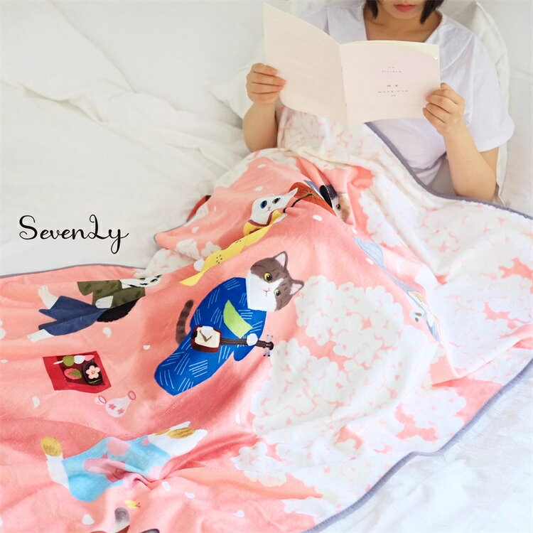 Rakuten - 即納可能 SevenLy シンプルで温かみのあるねこ柄ブランケット 150×100cmの使い勝手の良いフォーマットで 冷房下での肌寒さ対策に重宝 ふんわりとした肌ざわりで 肌に直接触れても心地よい 2種類のカラーバリエーションで 毎日のコーディネートに彩を添える一品