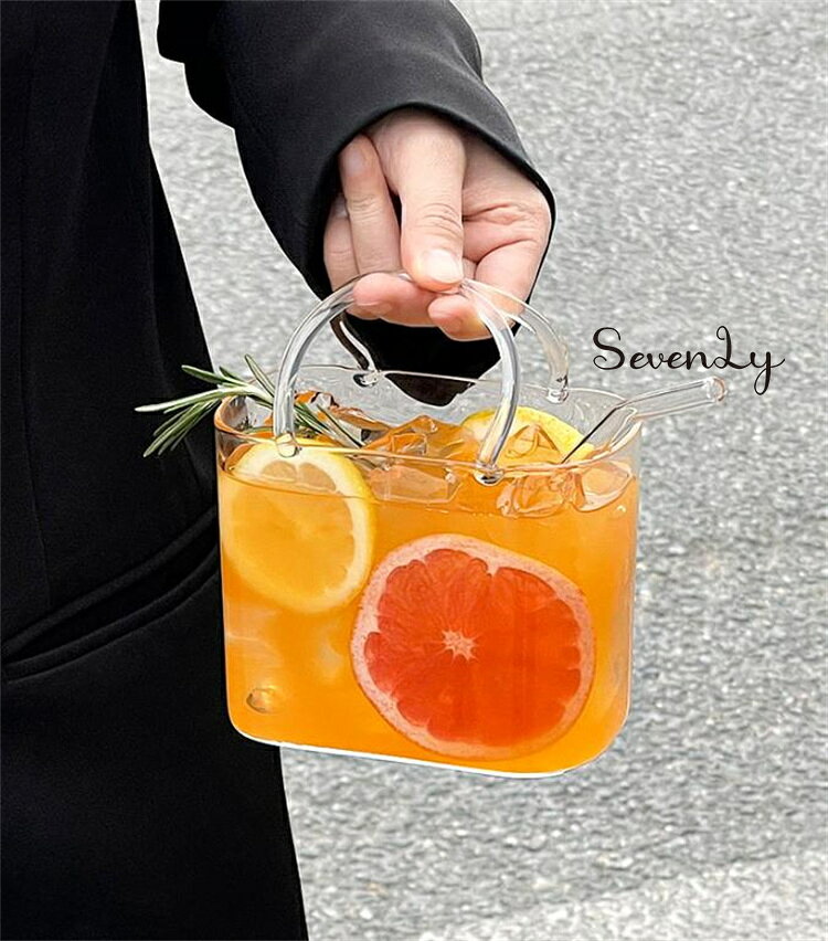 Rakuten - SevenLy クリエイティブな四角形ハンドバッグスタイル 770ml ガラスカップ カクテルや果実酒に ガラスストロー同封 ファッショナブルなドリンクウェア