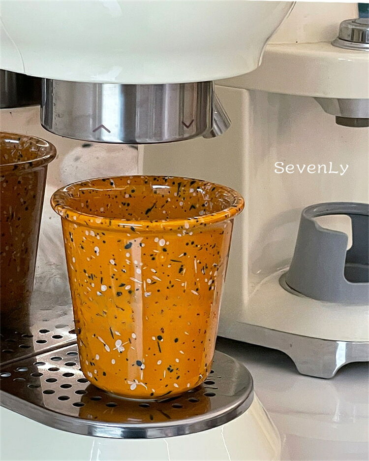 Rakuten - SevenLy 3色選べるレトロスプラッタープリントセラミックハンドカップ コーヒーラテや朝ミルク 冷萃コーヒー用に 250mlのコンパクトサイズで家庭用に便利