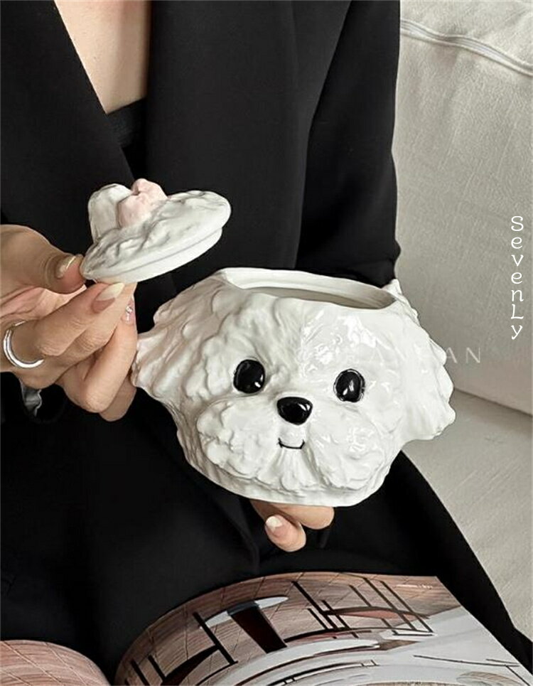 SevenLy 530ml大容量蓋付きマグカップ 雲と小犬のチャーミング立体イラスト 陶器製で丈夫 日常コーヒー..