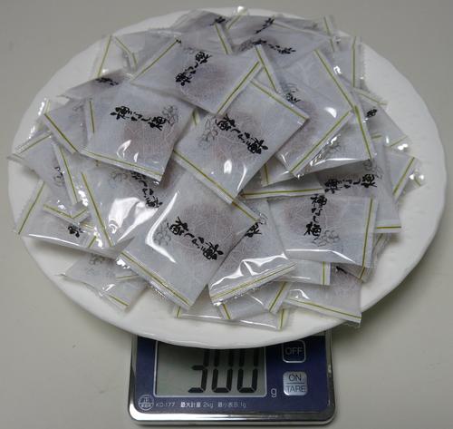 ����̵�� �ޤ��䤫������ 300g��10�� ������ ��ʤ� Ǯ���ͽ�� ������ Ǯ��� �����ҡ� ���� ����Τ����� ���ե� ���Ĥޤ� �ϥåԡ�����ѥˡ� ���äѤ� ������ ��̳�� �Ϥ��ߤ� �� ¿�� �礭��