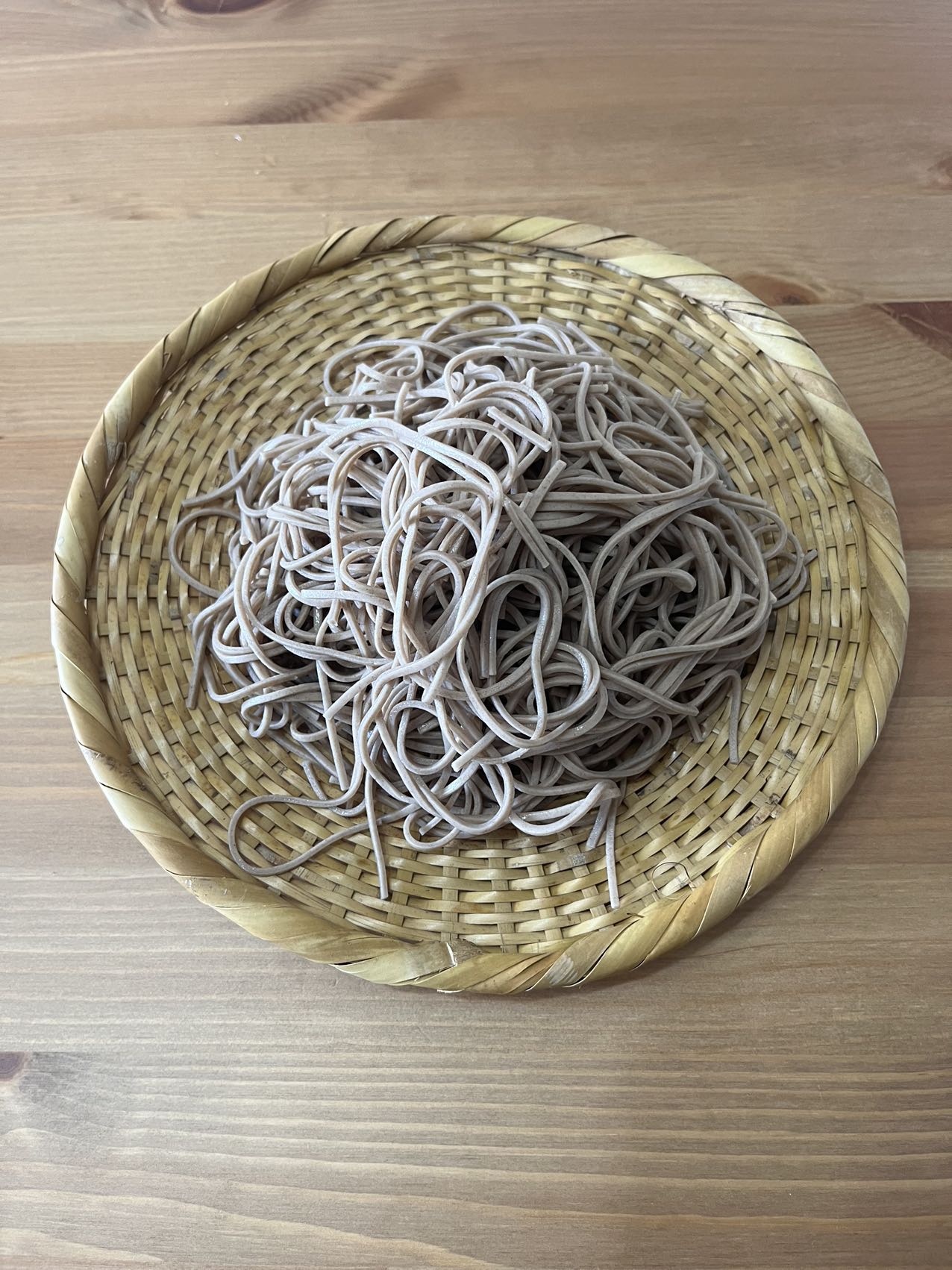 【20枚セット】蕎麦ざる 竹ざる 蕎麦皿 手作りそばざる 直径約24cm 戸隠風 (盛り目安 大盛り一人前) 20枚セット 年越しそばざる