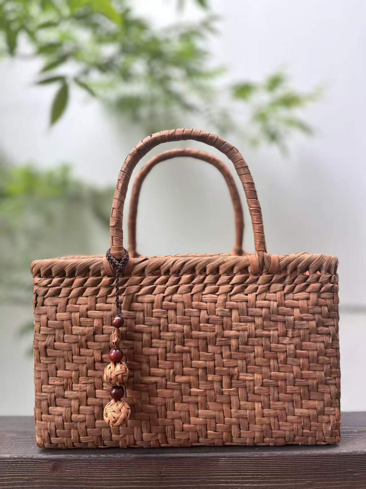 国産山葡萄 手作り かごバッグ 網代編み 目隠しタイプ内布 レディースかごバッグ 夏バッグ トートバッグ おしゃれ 上品 自立 ファッション(約)幅28×本体高さ17×マチ10cm