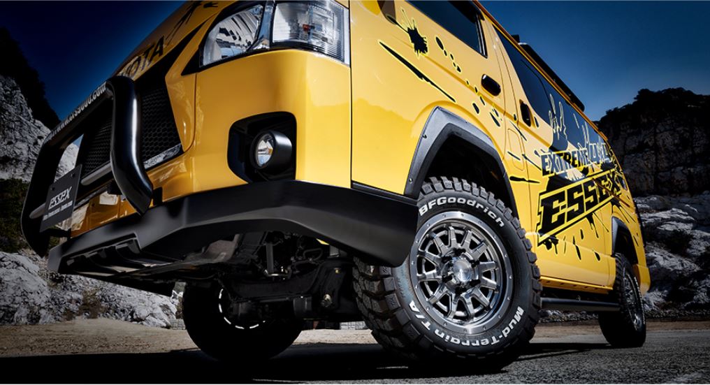 Essex エセックス Ex ブラックポリッシュ 16インチ 車用品 厳選輸入215 65r16ホイールタイヤ4本セット Ex 0系ハイエースに最適 タイヤメーカー選べます Essex エセックス エスエイチカンパニー