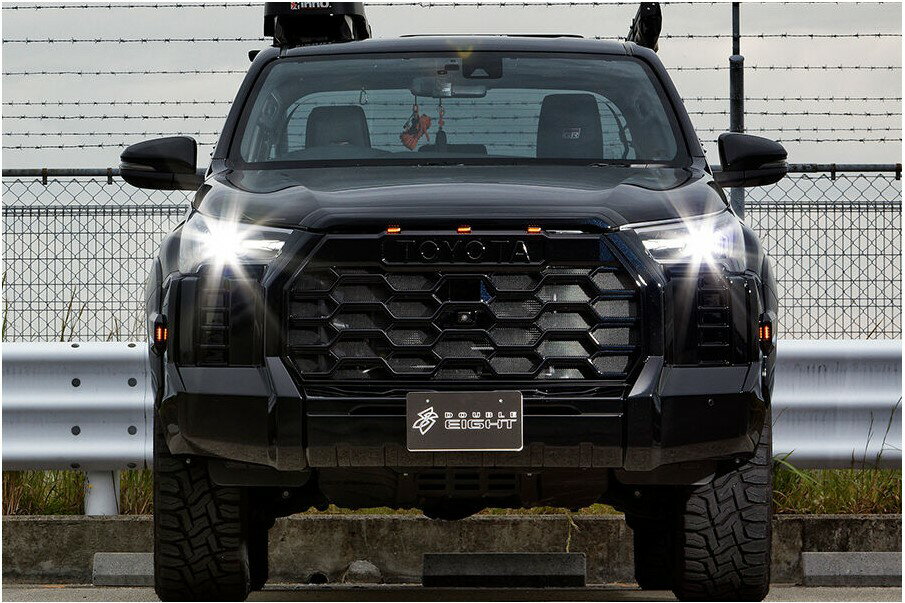 ダブルエイト(DOUBLE EIGHT/GMG) ハイラックス GUN125後期【GR-SPORTSバージョン】 フロントバンパースポイラー未塗装+オプション